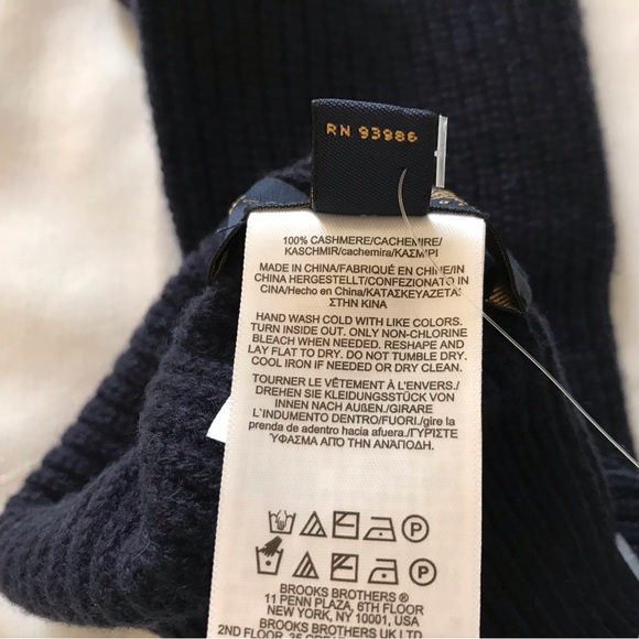 Brooks Brothers Ladies Knitted Cashmere Gloves - Picture 3 of 3